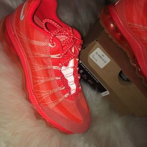 Womens  Nike Air Max